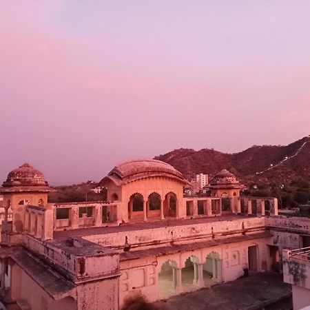 Cocoon Auberge Jaipur Bagian luar foto