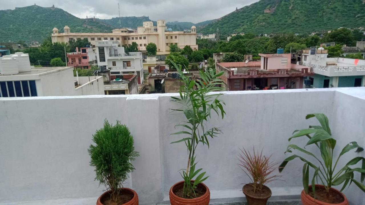 Cocoon Auberge Jaipur Bagian luar foto